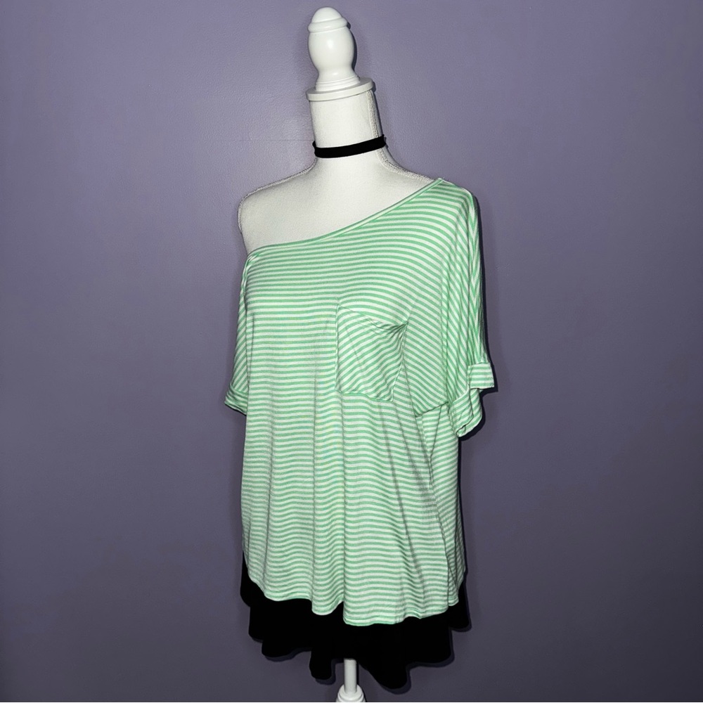 Boutique Green and White Off-the-Shoulder Top